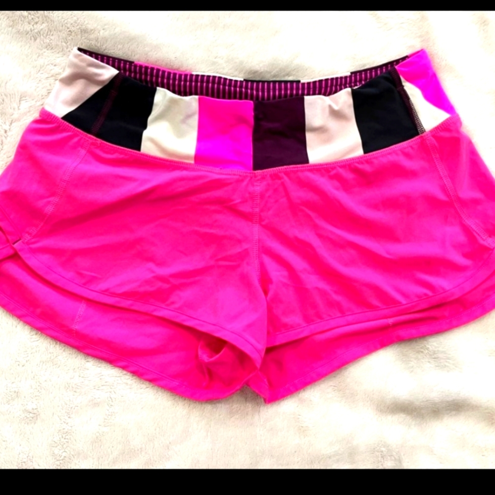 Lululemon size 4